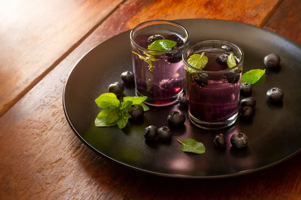 Blackberry simple syrup drinks